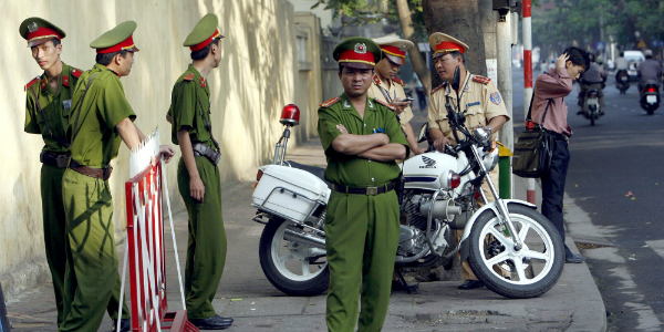 Vietnam-police