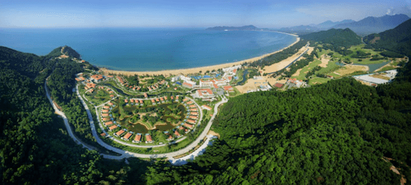 Vietnam_Lagunalangco_0