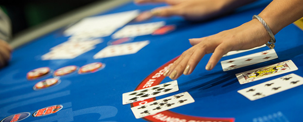 Citigroup backs smart gaming tables in Macau, citing effect on boosting GGR