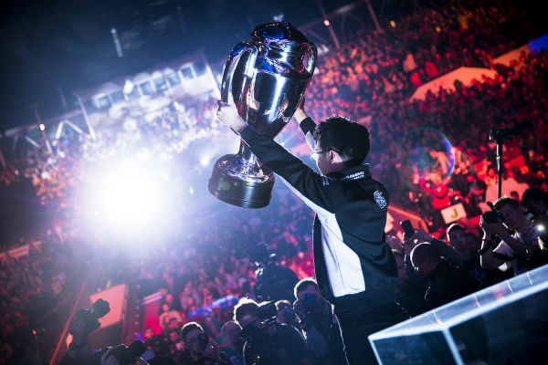 Your Daily Asia Gaming eBrief: Esports continue to race ahead, with Asia a key focus