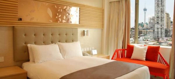 Macau studies boosting tourism through budget hotels 