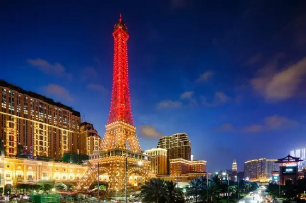 parisian-macau_0
