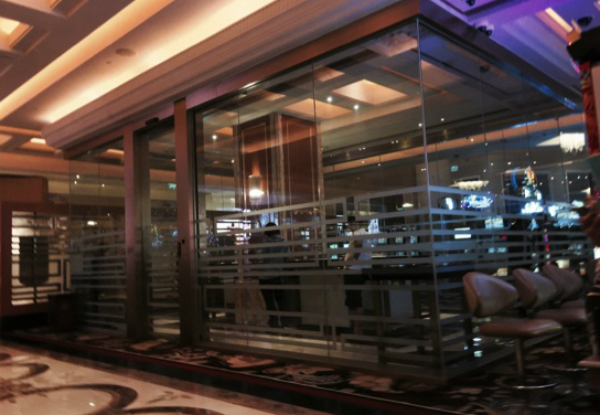 smoking-lounge
