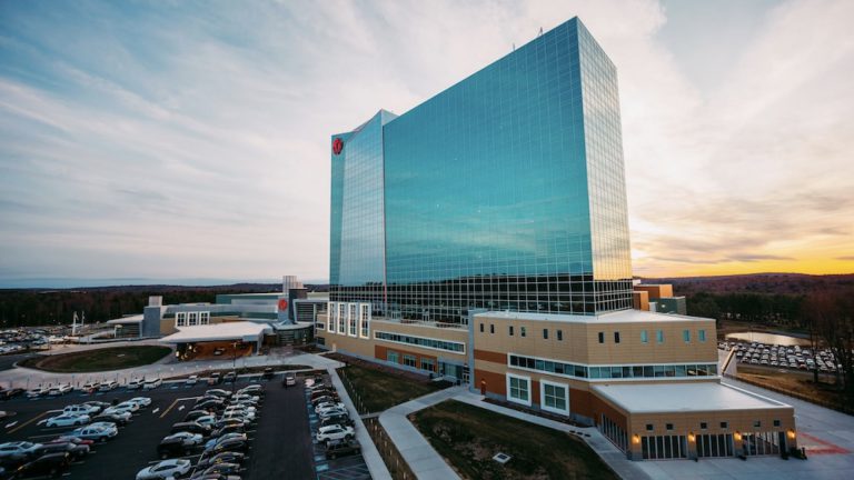 Resorts World Catskills, Genting Group