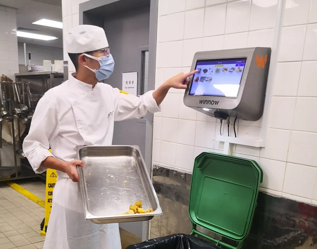 Melco turns to AI to tackle food waste