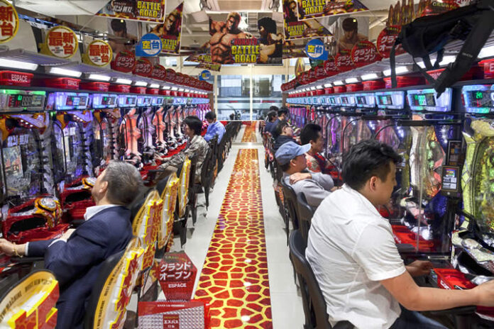Japan, Pachinko hall, Pachislots, gambling addiction, Japan
