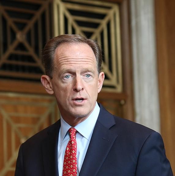 Pat Toomey, digital yuan, Macau, U.S. operators