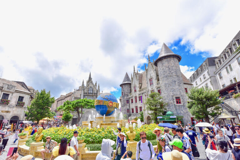 Vietnam, Sun-World-Ba-Na-Hills