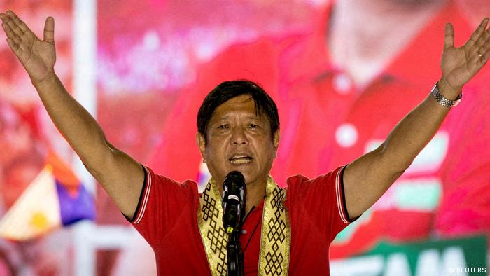 Political two-step begins following change of Philippines president