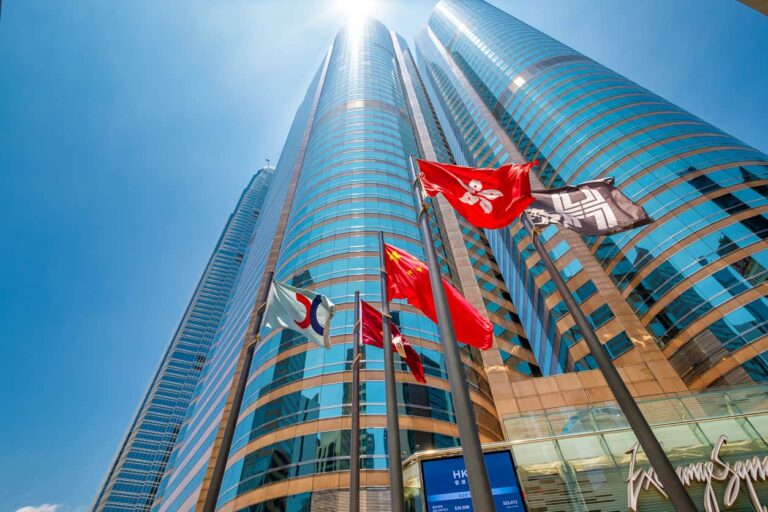 Hong Kong Stock exchange, Macau stocks, Summit Ascent