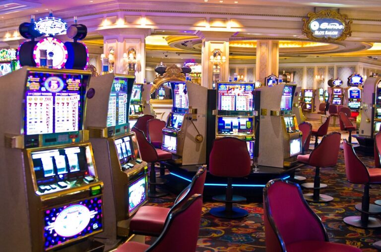 EGMs, Macau casino