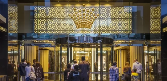 Crown Resorts, Australia, Blackstone