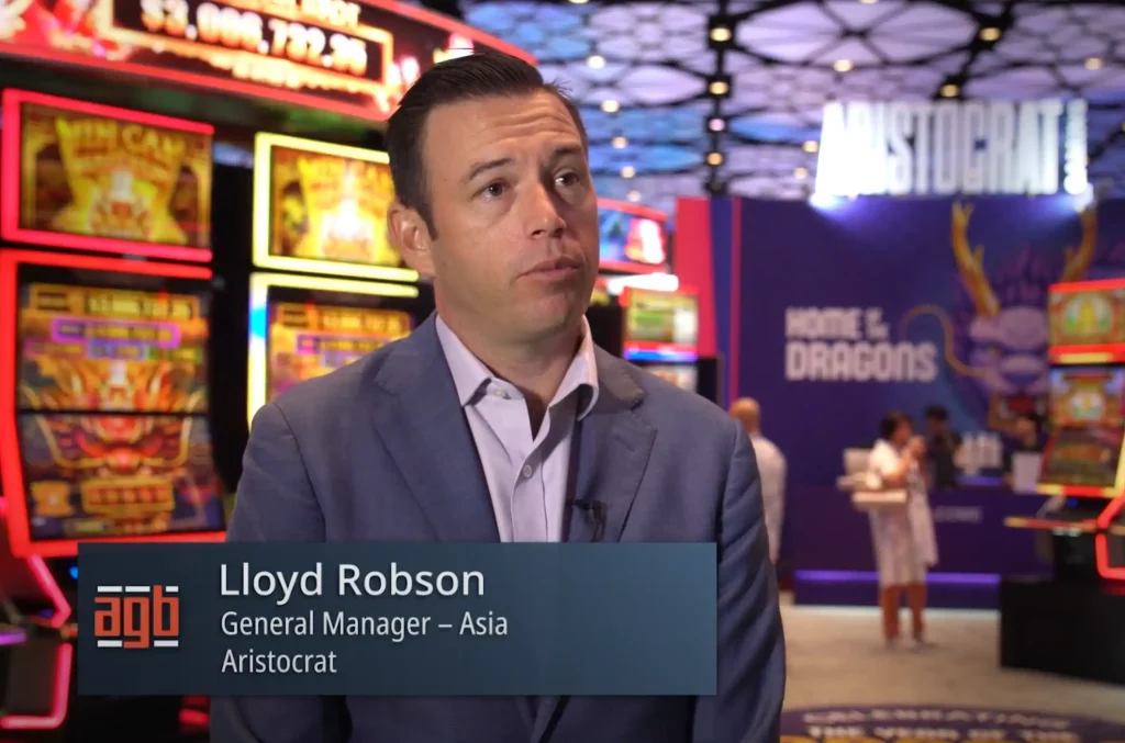 Lloyd Robson, Aristocrat