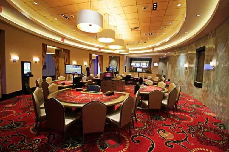 Macau VIP gaming share drops in 2Q24
