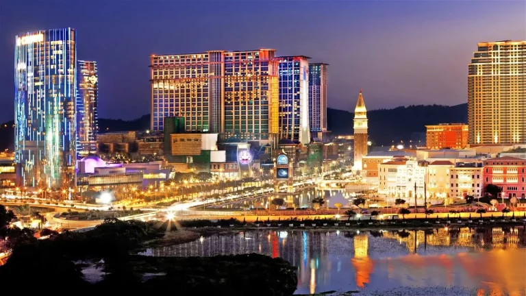 Macau’s grip on Asia’s gaming crown continues, but new challengers rise