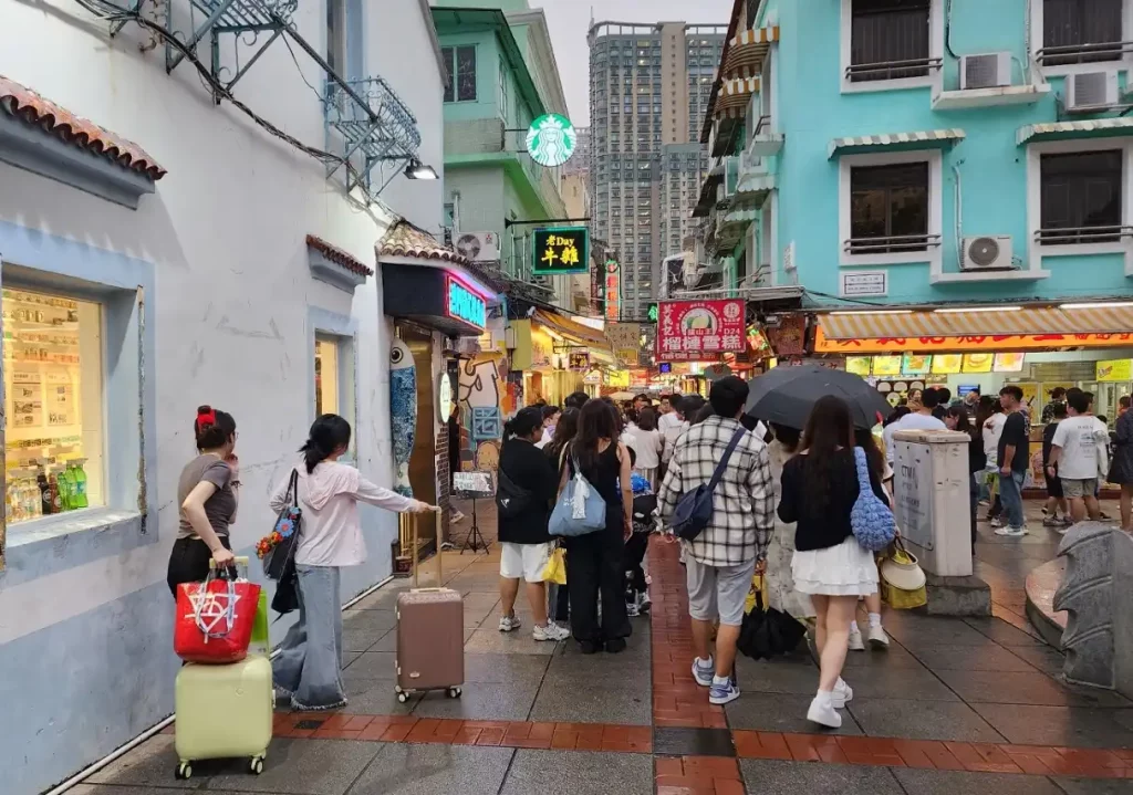China's economic slowdown creates turbulence for Macau's non-gaming sector