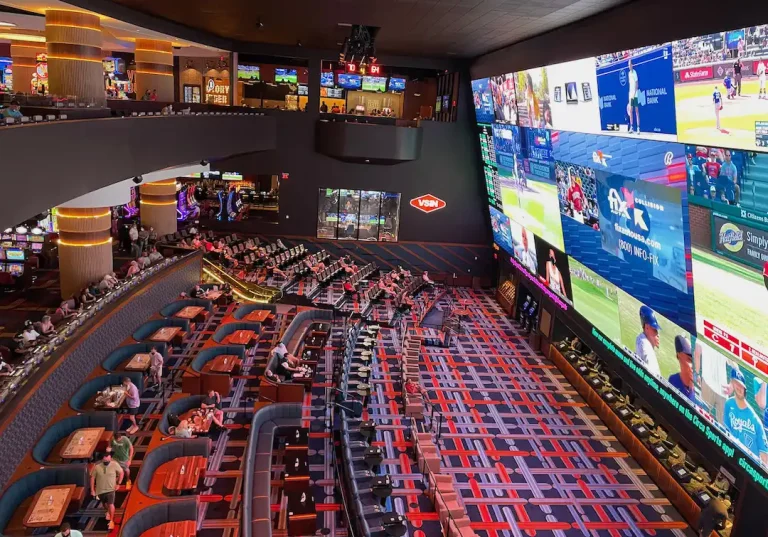 Annual “Circa Football Preview” to feature sports betting panel with Jeff Erickson, Willis Mcgahee on August 24