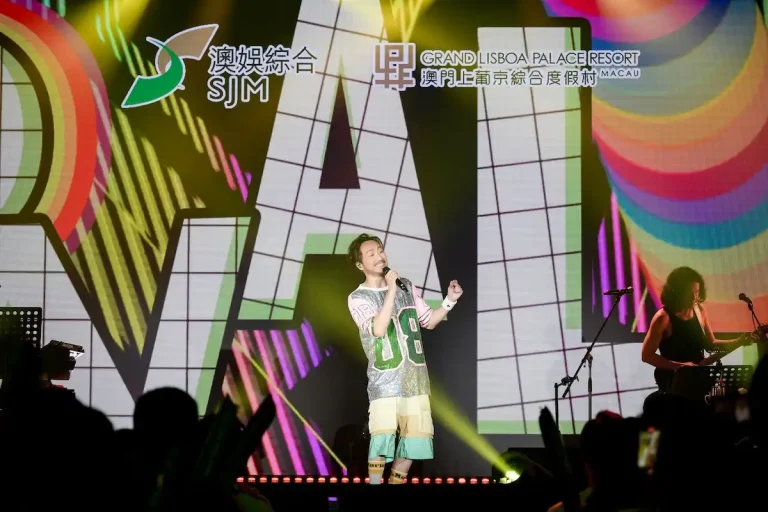 SJM Ronald Cheng Music Show: A Feast of Romantic Songs for Fans at Grand Lisboa Palace