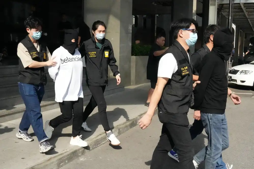 Two arrested for illicit money exchange in Macau 