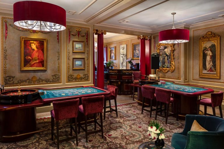 Wynn Resorts acquires Crown London, expanding its international footprint