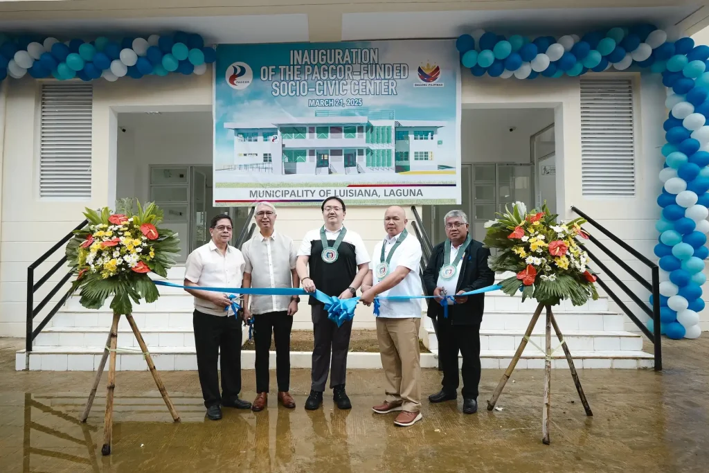 PAGCOR opens a new socio-civic center in Laguna Town PAGCOR opens a new socio-civic center in Laguna Town