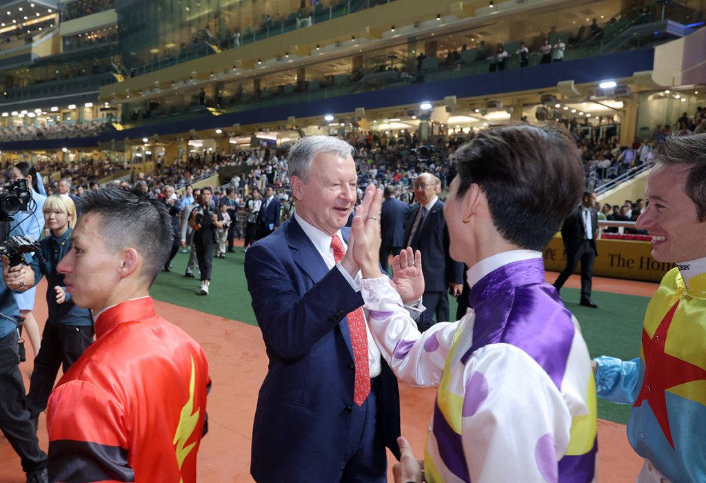 香港赛马营业额