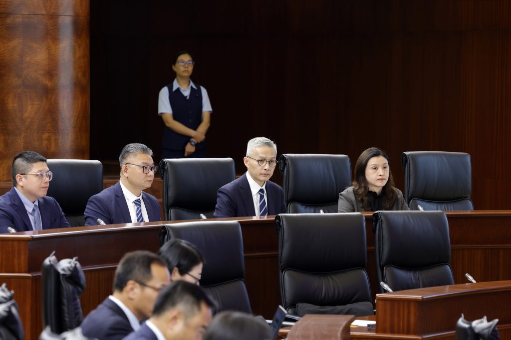 Macau legislator criticizes gaming firms for outsourcing local jobs via part-time regime macau