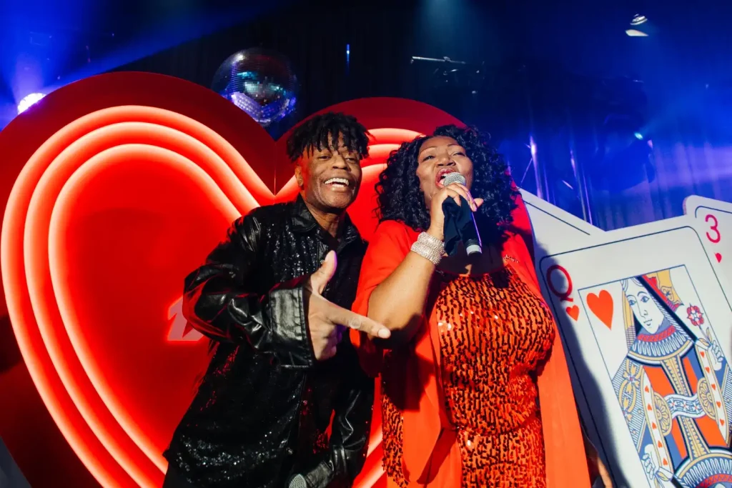 1xBet celebrates legends' night in Lisbon, featuring football royalty & musical legends