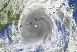 Super Typhoon Ragasa, Macau