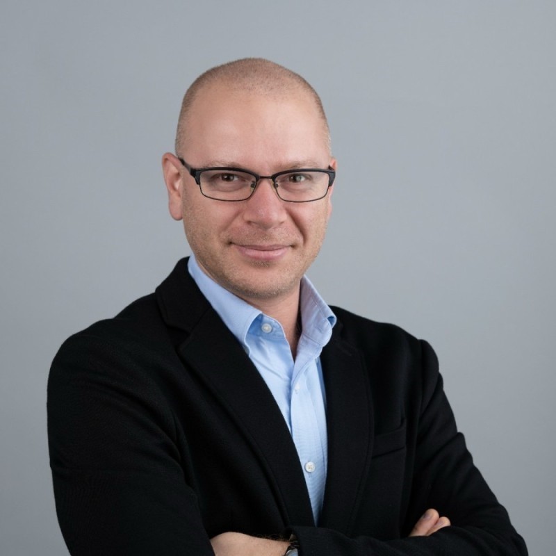 Alex Bukin, ReferOn