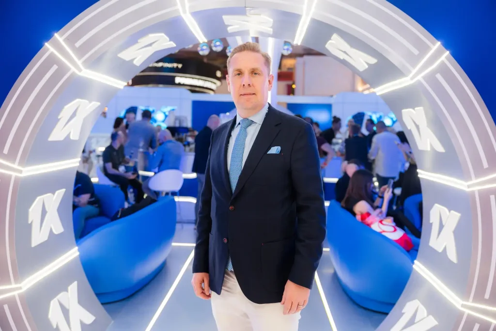 Simon Westbury Joins 1xBet to Support Global Expansion and Growth