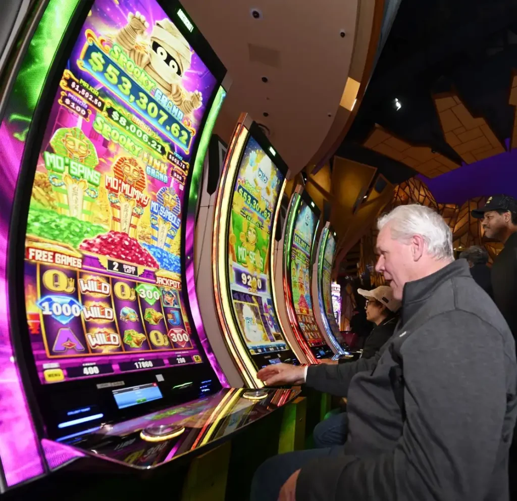 Aristocrat Gaming rolls out Spooky Link Grand in a landmark Mohegan Sun debut