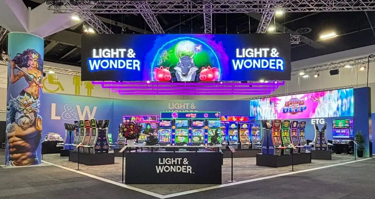 Light & Wonder
