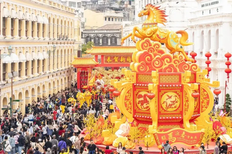 Daily Asia Gaming eBrief: Strong visitation boosts Macau Feb. GGR to $2.57B