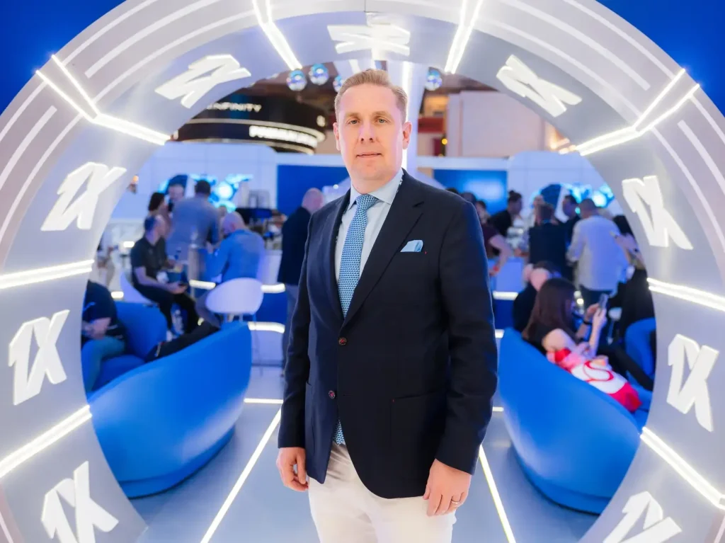Simon Westbury Joins 1xBet to Support Global Expansion and Growth