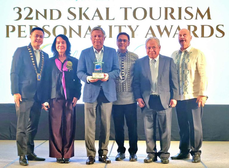 Alejandro H. Tengco receives Tourism Leadership distinction at Skål Awards