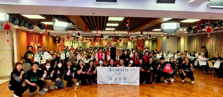Melco volunteers bring festive warmth to the community with ‘Simple Acts of Kindness’ initiative