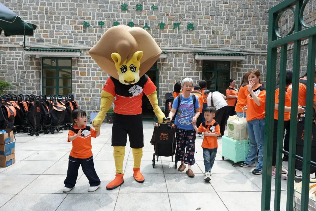 MGM boosts community aid with a MOP 300K donation to Macau’s Holy House of Mercy