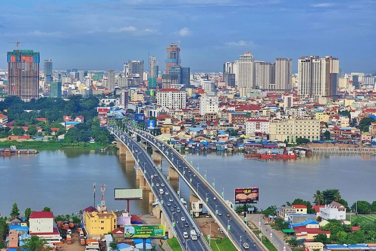 Cambodia tourist arrivals plunge 45.6% in first four months of 2026