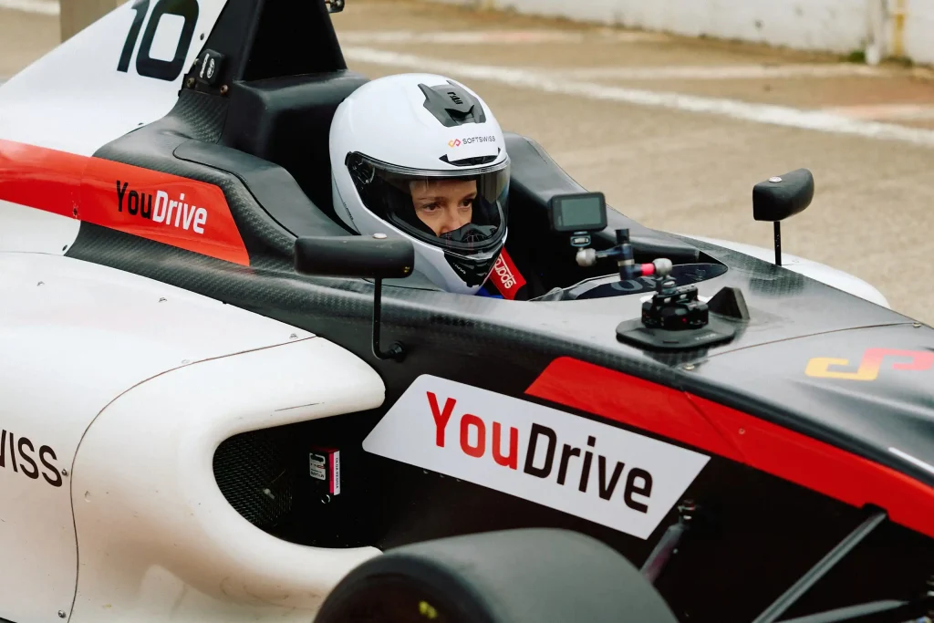 SOFTSWISS celebrates 17th anniversary with Formula 4 event in Poland