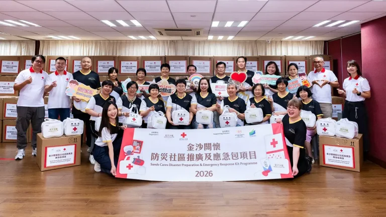 Sands China delivers 1,500 emergency kits to strengthen community resilience