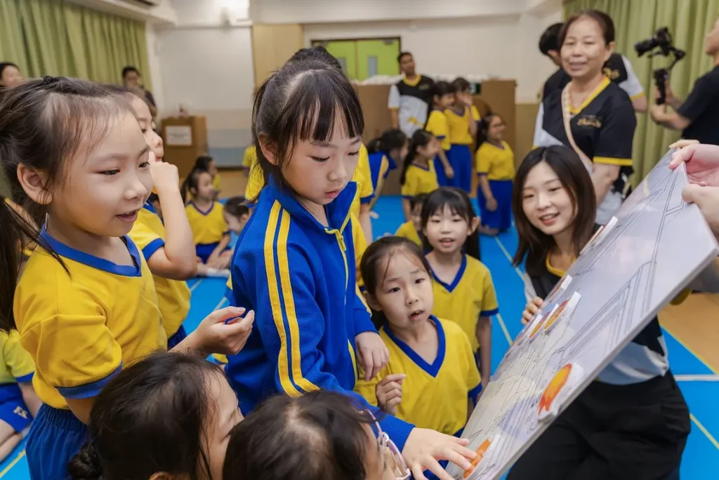 Sands China delivers 1,500 emergency kits to strengthen community resilience Sands China delivers 1,500 emergency kits to strengthen community resilience