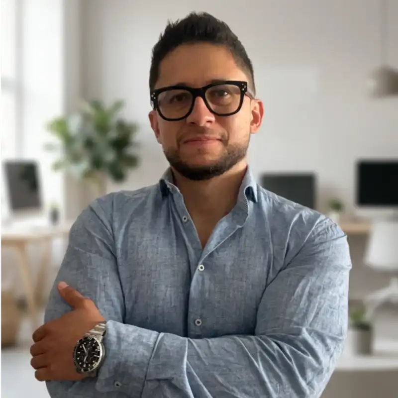 Cristian Barbosa, COO and Co-Founder of InsightPlay.ai