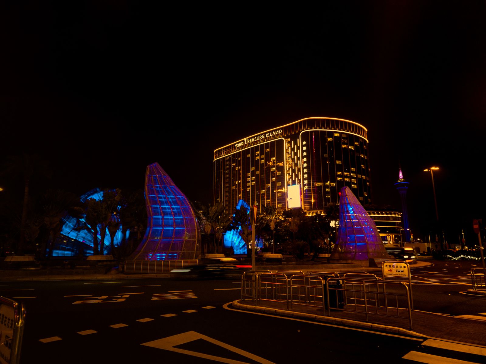 Macau 3Q26 Casino GGR Falls 3.8% as Mass Baccarat Slides 7.9%